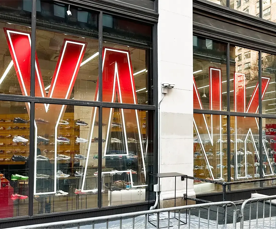 Yankeekicks-Custom-Retail-Display-3